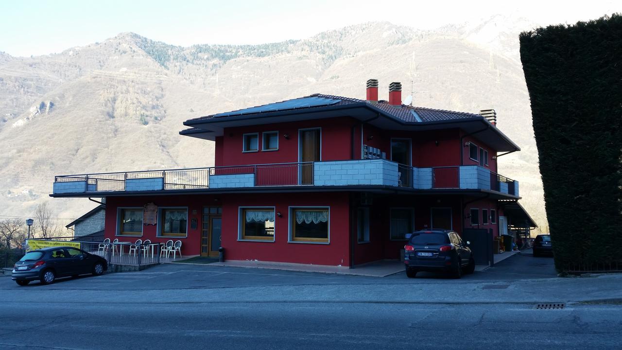 B&B La Villetta 布雷诺 外观 照片