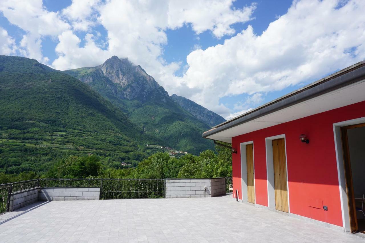 B&B La Villetta 布雷诺 外观 照片