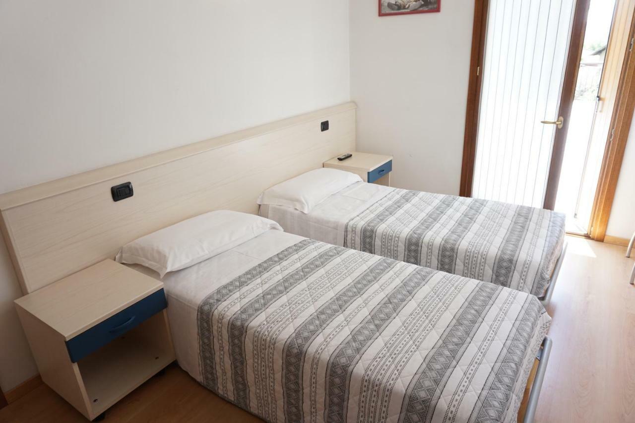 B&B La Villetta 布雷诺 外观 照片